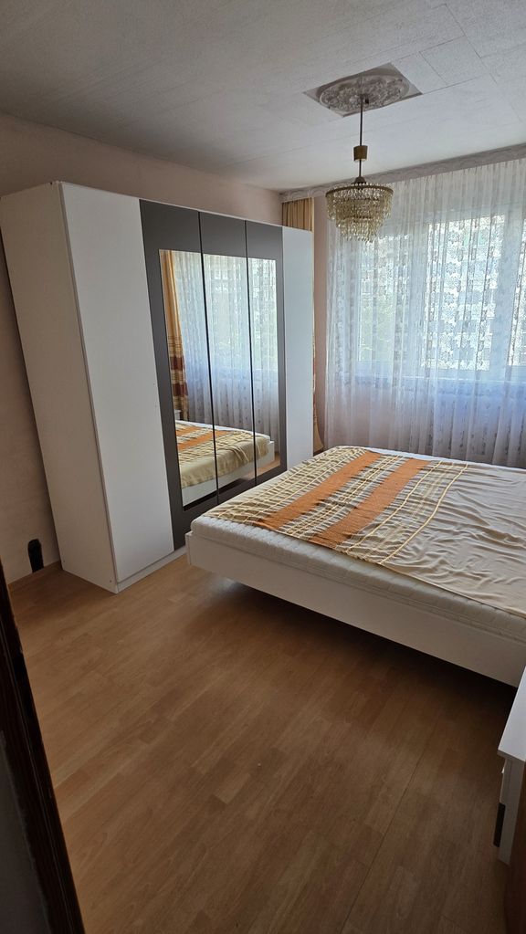 Продава се Тристаен апартамент в София, Връбница 1 - 84 кв.м за 2012 €/кв.м - Снимка #3