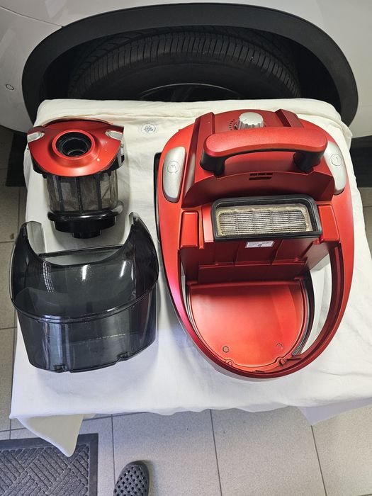 Прахосмукачка GORENJE с воден филтър