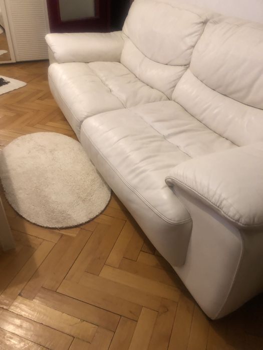 Canapea piele naturala alba