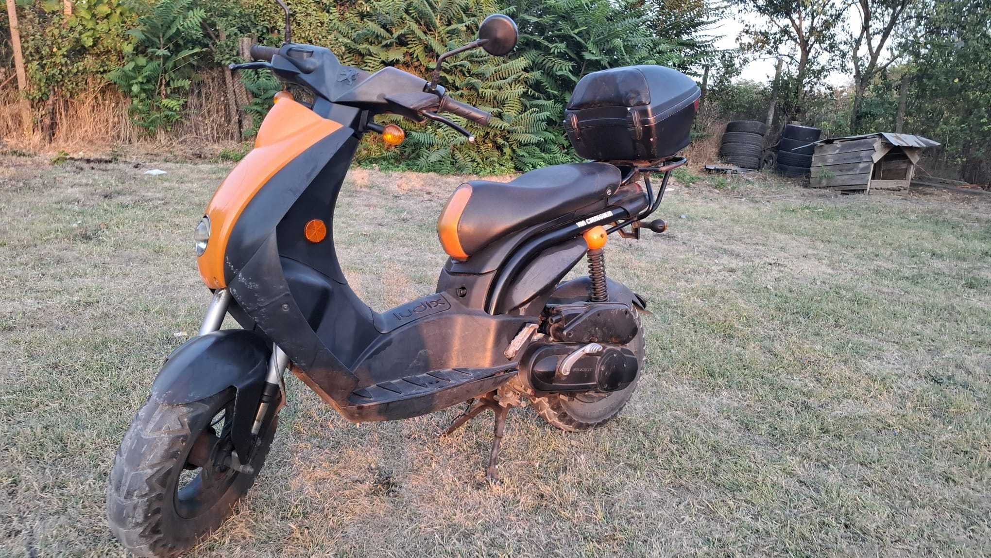 Peugeot Ludix мотоциклет