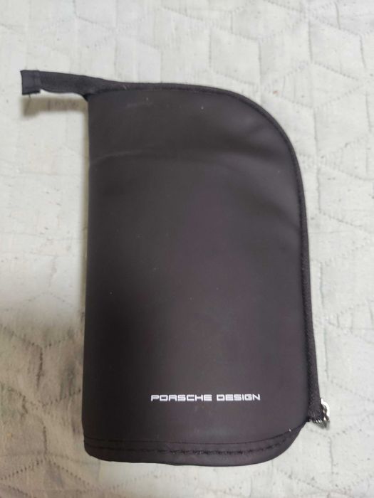 Кутия за очила и хладилен несесер PORSCHE DESIGN Lufthansa,