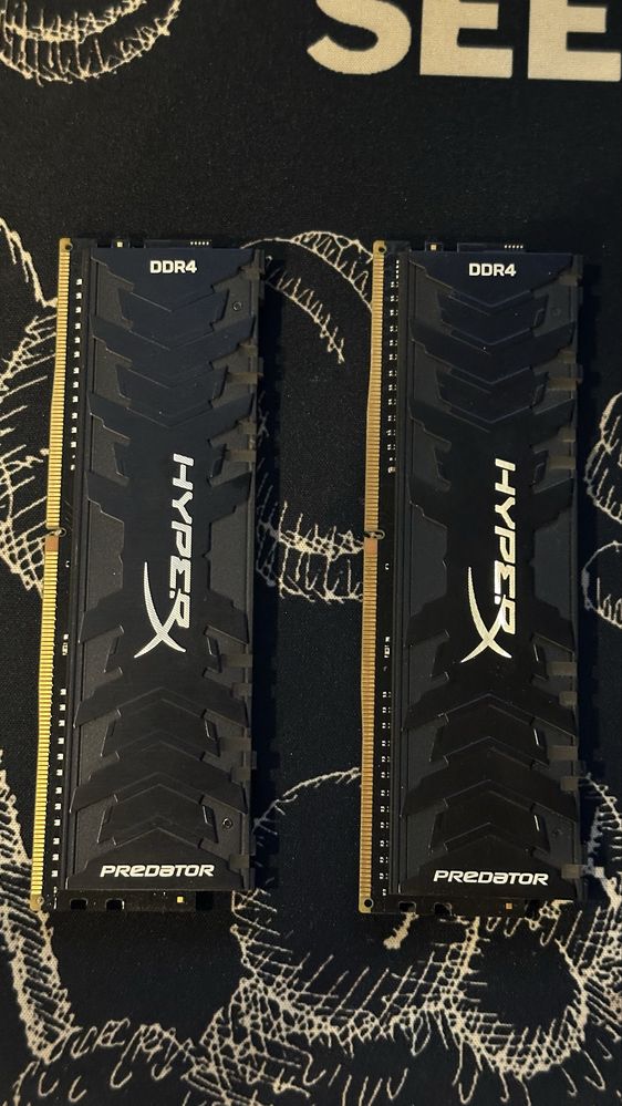 HyperX Predator RGB 8GB (2x4GB) DDR4 3200MHz CL16 – Отлично състояние