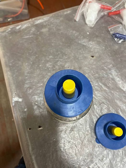 Крышка с гидрозатвором