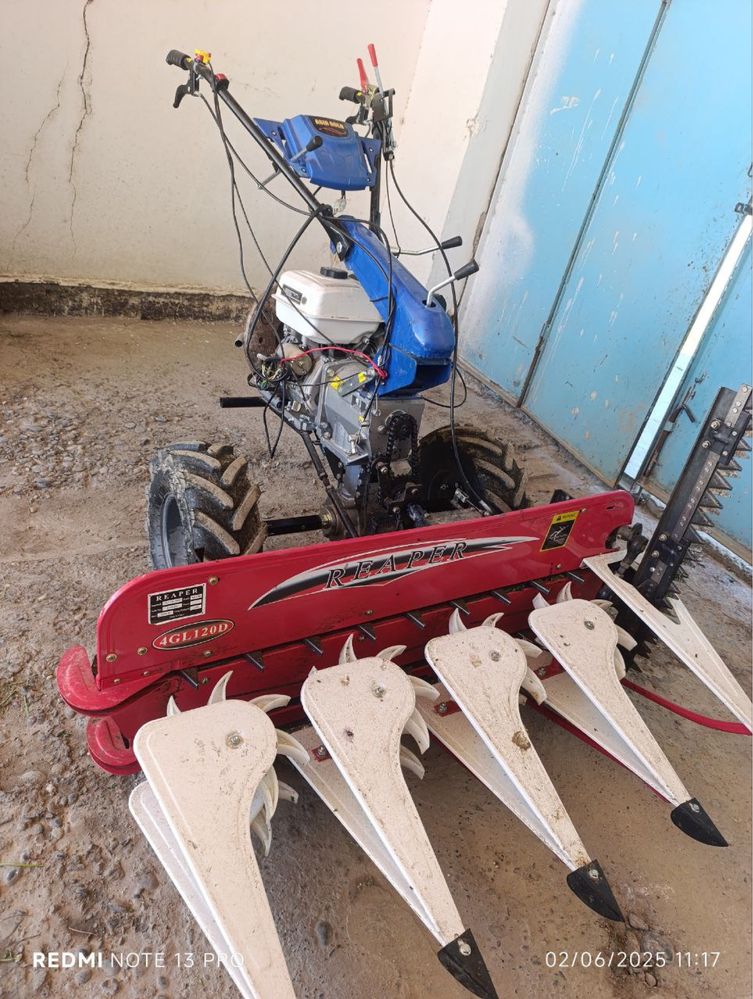 Beda o’rish uchun mini traktor.