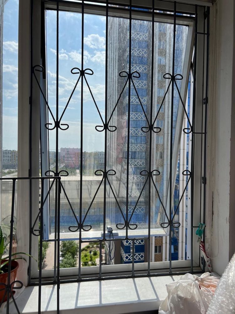 Продаю решетку на окно
