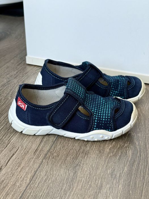 Детски пантофи “Колев и Колев” с гъвкава подметка и кожени стелки