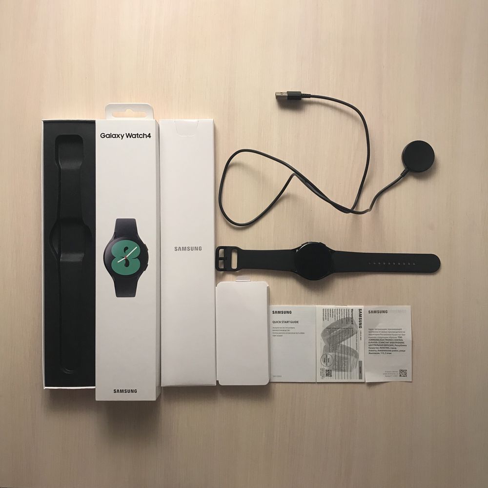 Смарт часы Galaxy Watch 4