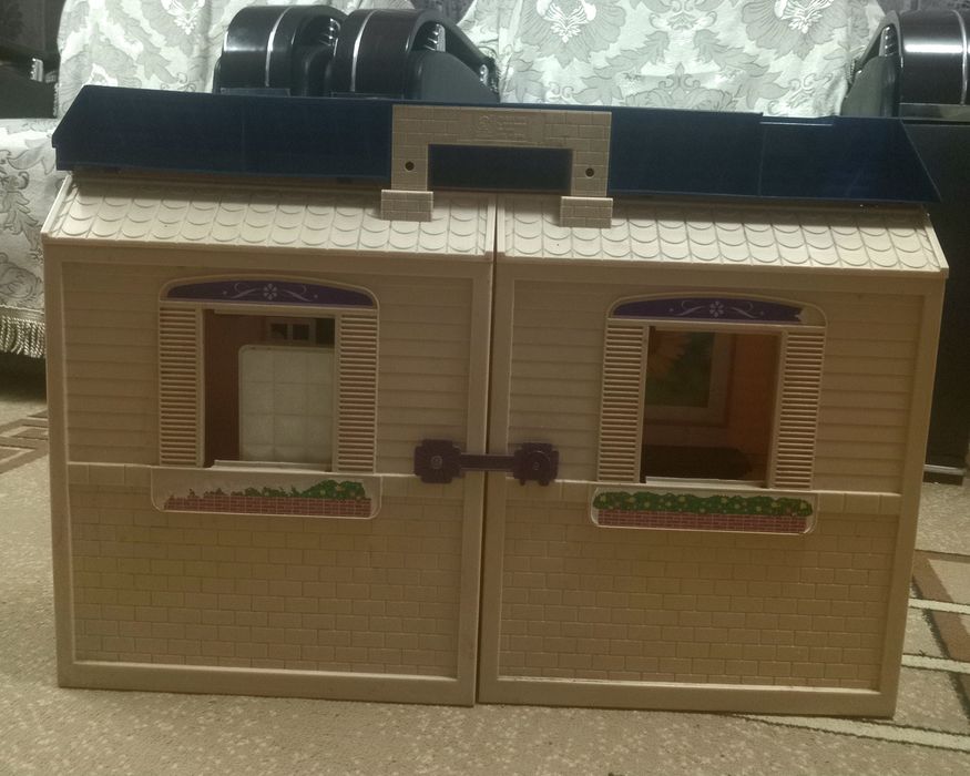 Кукольный домик складной