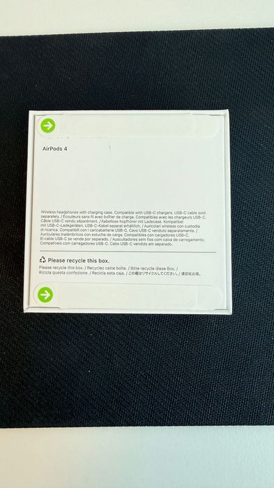 Casti Apple AirPods 4 2025 SIGILATE - fara ANC