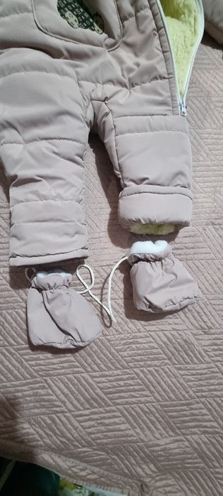 Salopeta/combinezon impermeabil, NOU,imblanit, mar.80