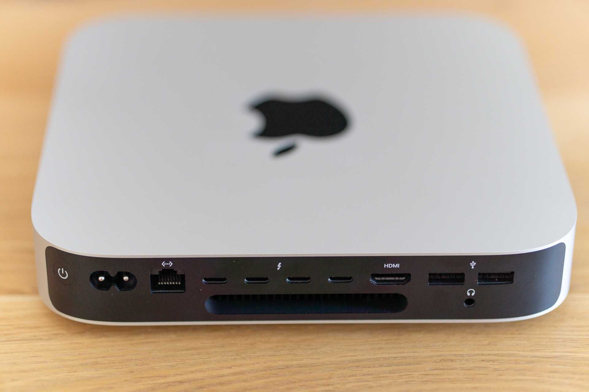 Mac Mini M2 Pro 16GB / 512GB SSD + ПОДАРЪК - монтировка за стена/бюро