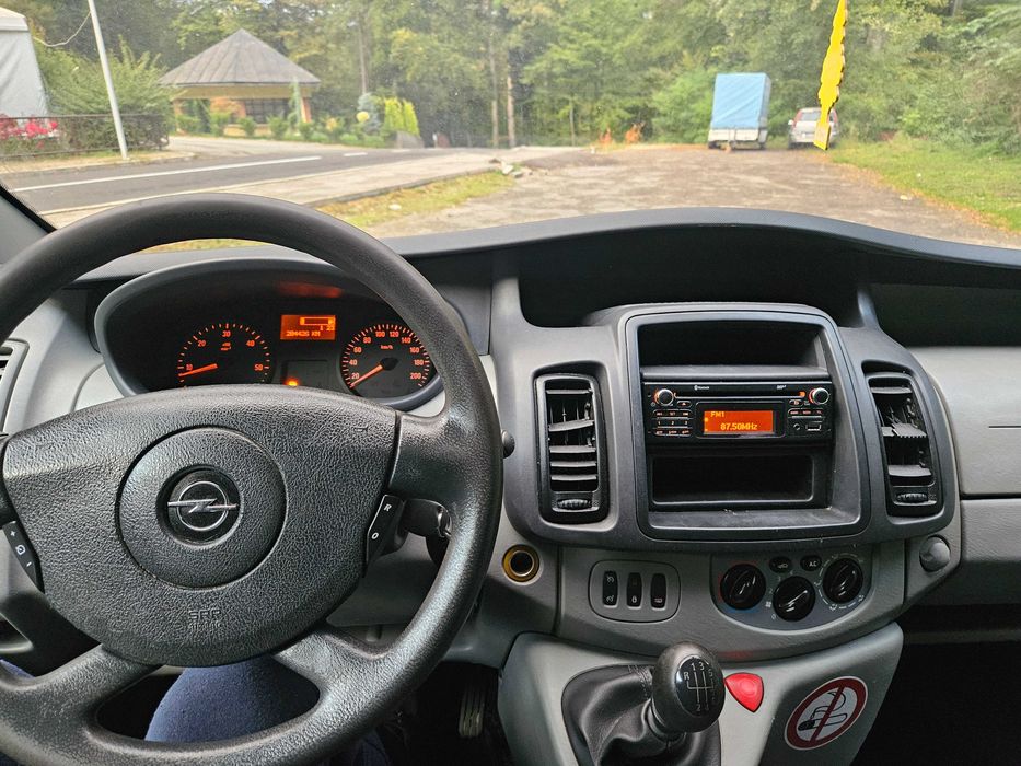 Opel Vivaro 8+1  2014 Euro 5