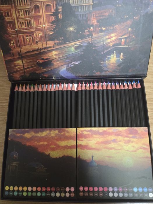 комплект от 60 цветни молива на марката Craft Sensations