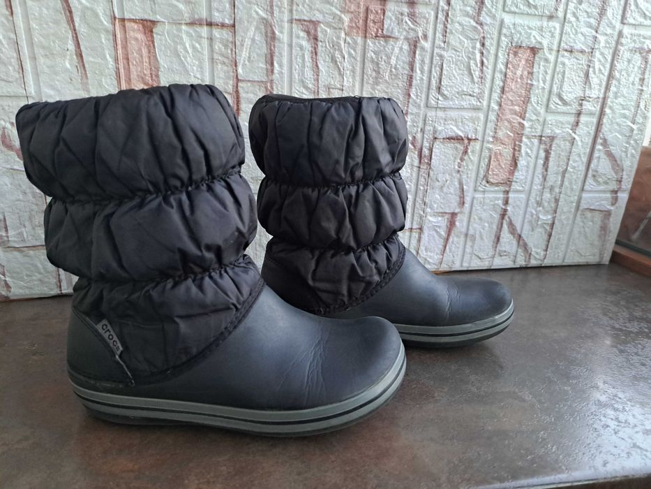 детски ботуши,зимни обувки,боти,апрески,Crocs номер34/35 за момче