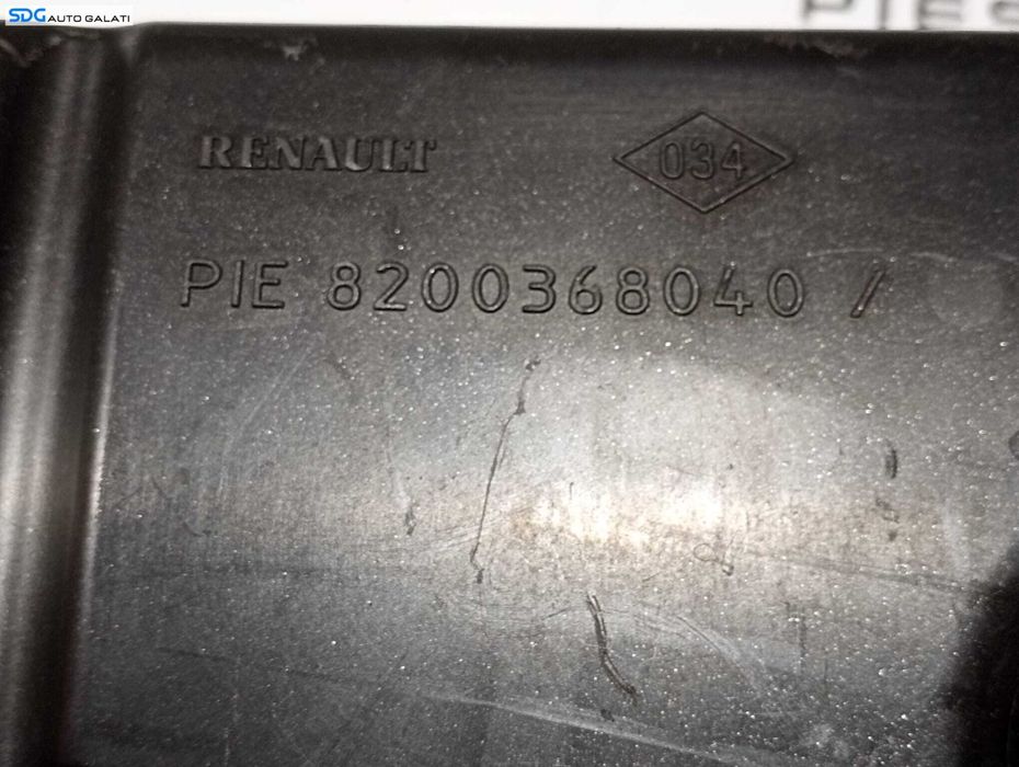 Capac Plastic Protectie Antifonare Motor Renault Scenic 2 1.9 DCI 2003 - 2009 Cod 8200368040 [M6038]