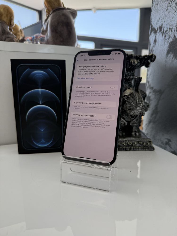 Vand iphone 12 pro max de 256 gb baterie 100%