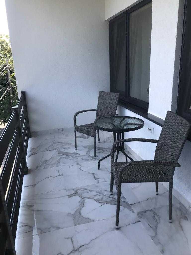 Regim Hotelier/Garsonieră 50 mp/balcon , spațios, curat, modern.