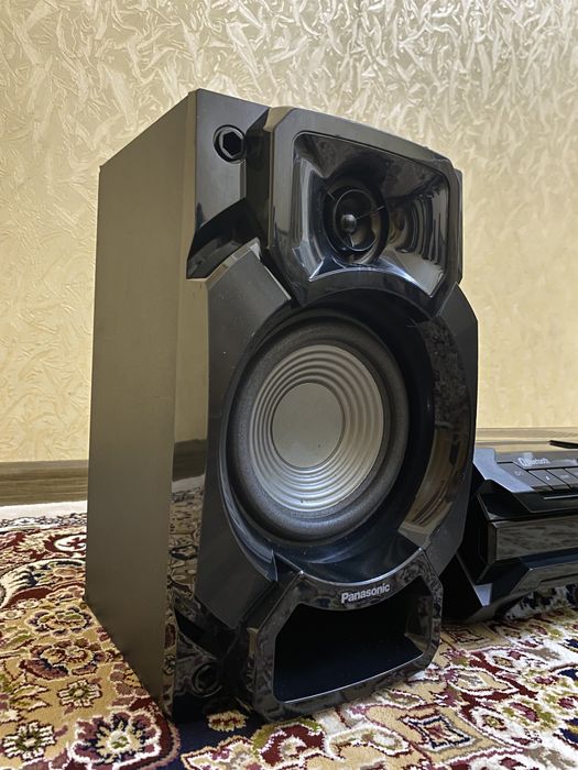 Продается музыкальный центр Panasonic 450 w