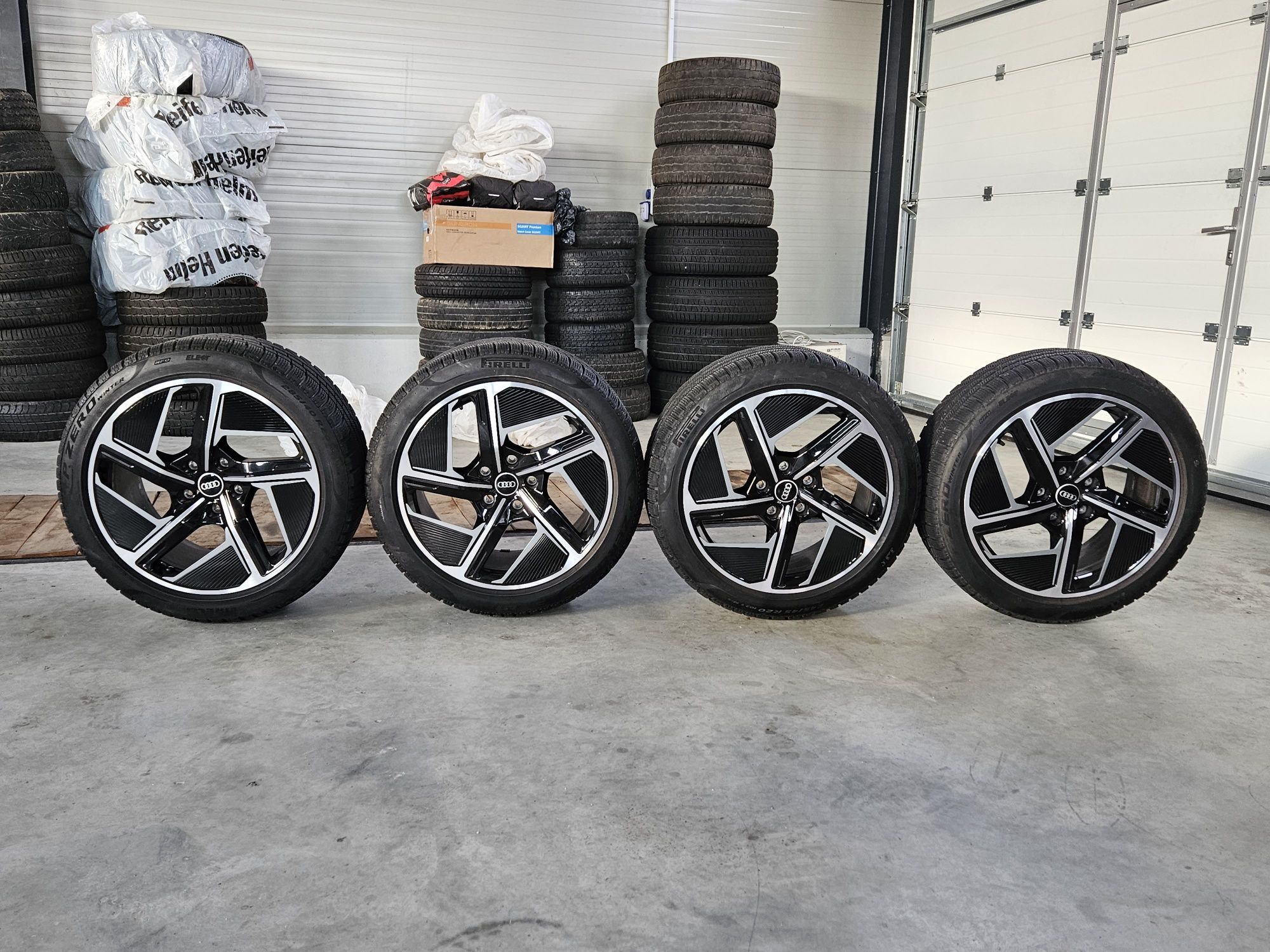 Roti cu amvelope Audi e-tron gt de iarna Pirelli dei 245/45/20 si 285/