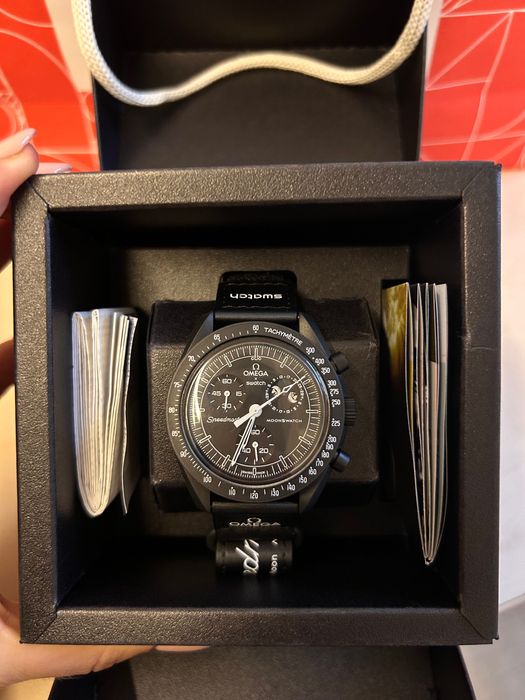 Часовник Swatch x Omega Mission to the Moonphase - New Moon чисто нов