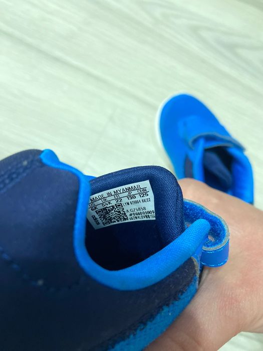 Adidași copii mărime 22
