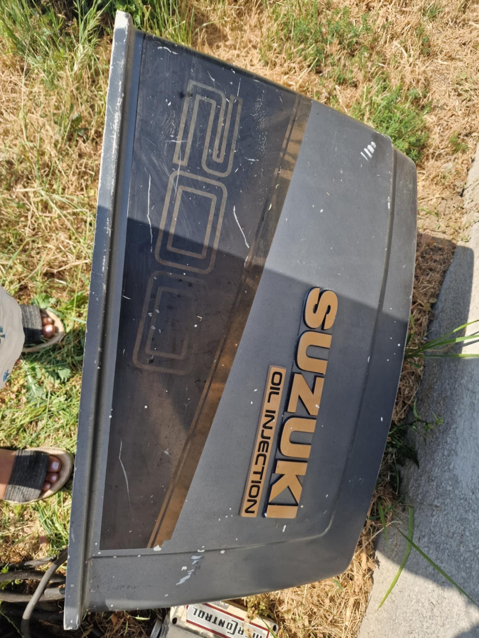 Motor de barcă suzuki 200cp