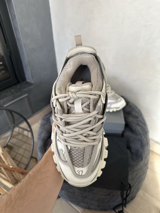 Balenciaga Track Recycled Sole Bej / Beige