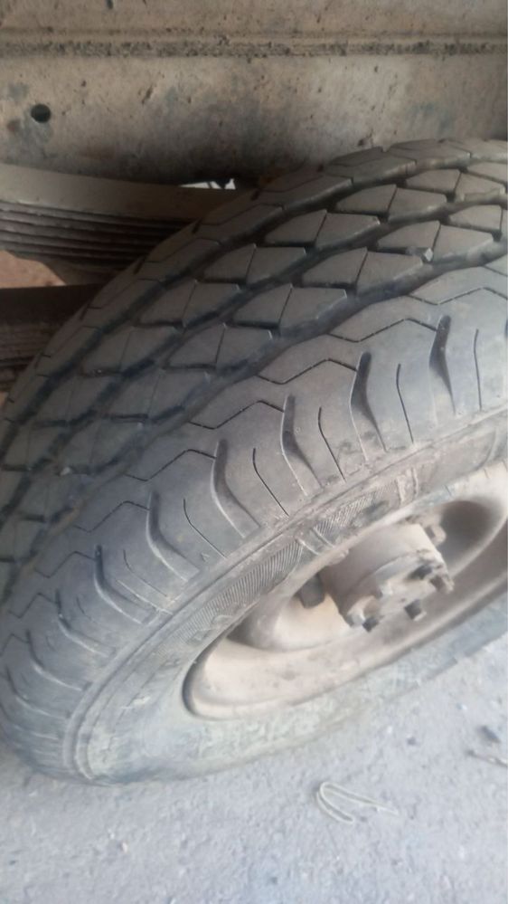 UAZ сотилади яхши холатда