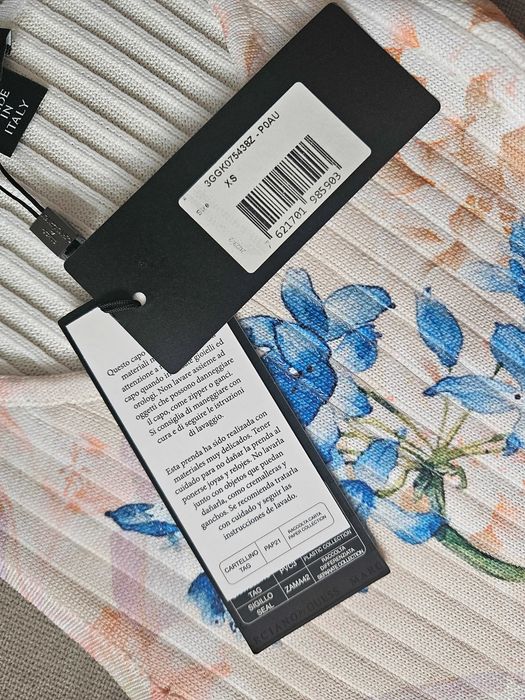 Рокля Guess by Marciano на цветя - S размер