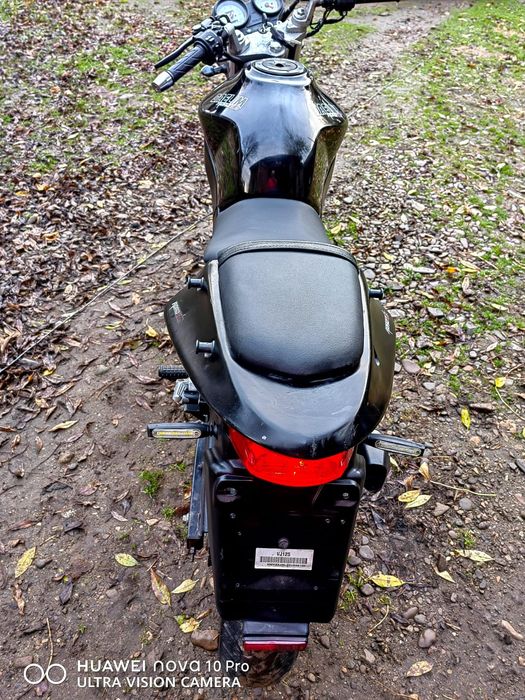Motocicleta impecabilă Daelim Roadwin motorizare 125cc-4T. Neg.