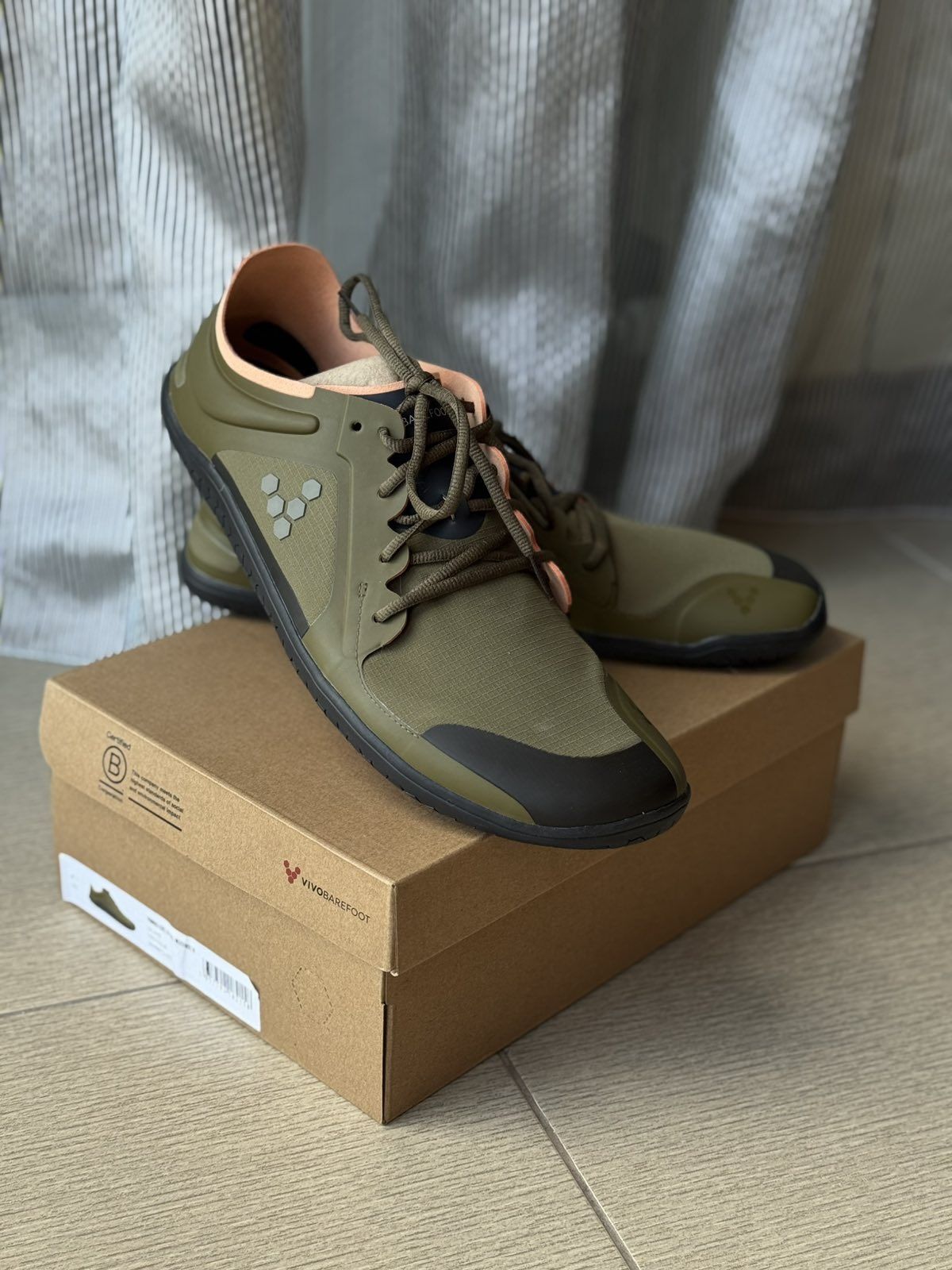 Боси обувки VIVOBAREFOOT Lite 4 47
Mens Primus Lite IV All Weather (O