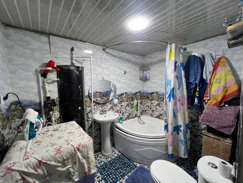 Срочно продается участок в Бадамзаре напротив телевышки