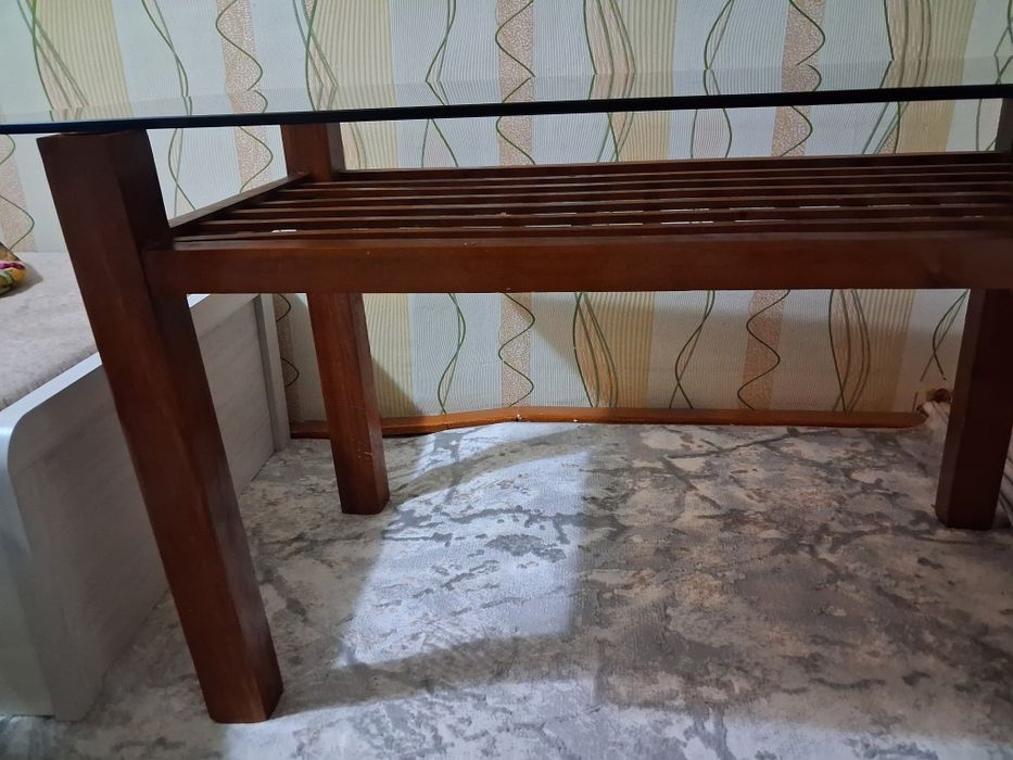 Oshxona stoli sotiladi, продается кухонный стол