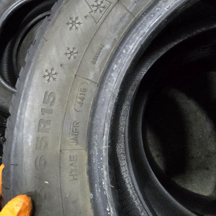 2x 195/65/15 M+S DUNLOP Stare excelentă