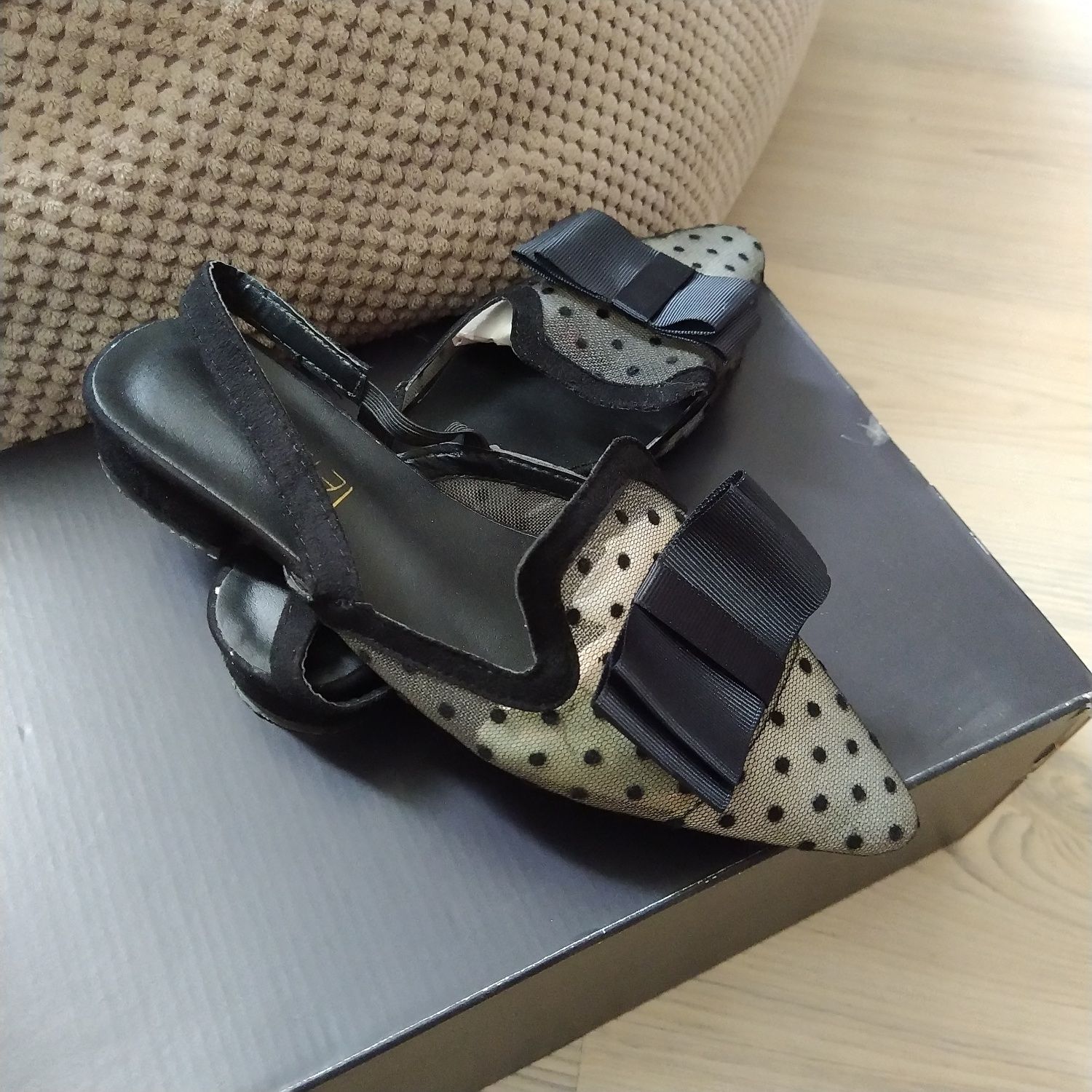 Sandale/pantofiori 35
