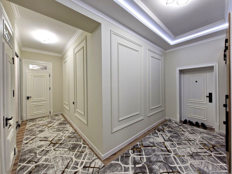 3 комнатная квартира на 3 этаже в Новостройке Рудакий