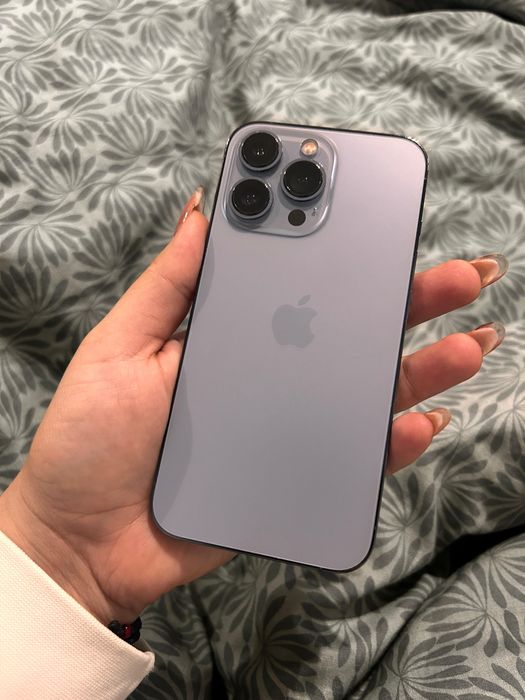 Urgent iPhone 13 pro sierra blue 128gb