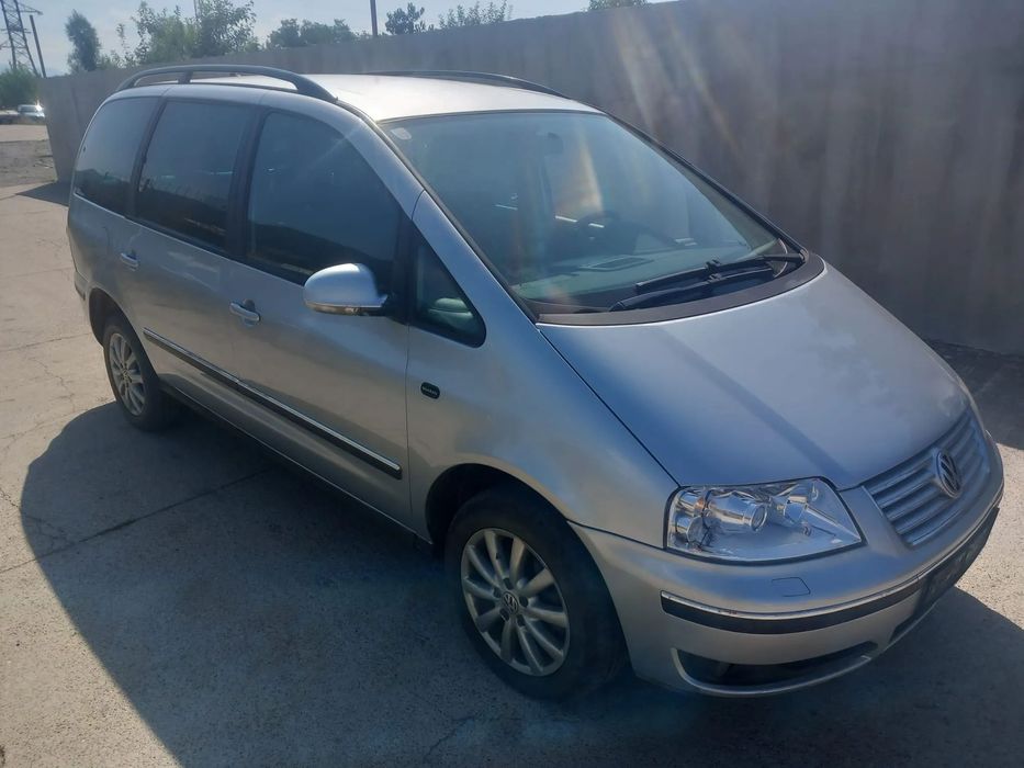 Volkswagen Sharan VANZARE IN RATE, AVANS 0. VW Sharan 1.9 TDI 4x4, 2010, clima