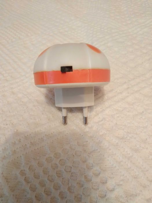 Lampa de veghe pentru camera copilului