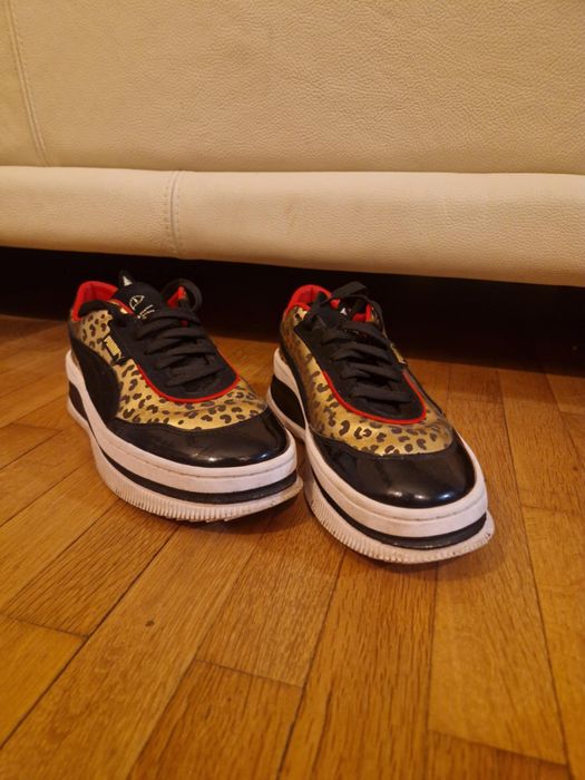 Дамски маратонки Puma Deva Charlotte