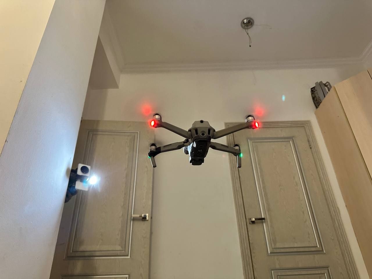 Дрон DJI Air 2S Fly More Combo cepый [drone, кводрокоптер]
квадрокопте
