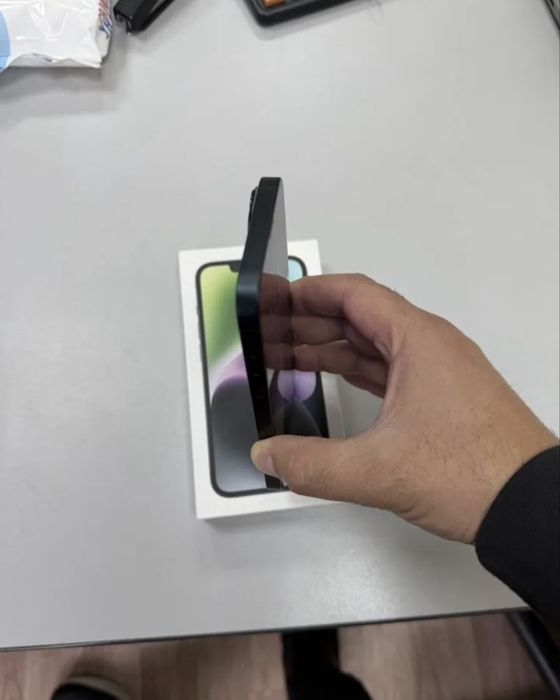 Iphone 14 в идеальном состоянии