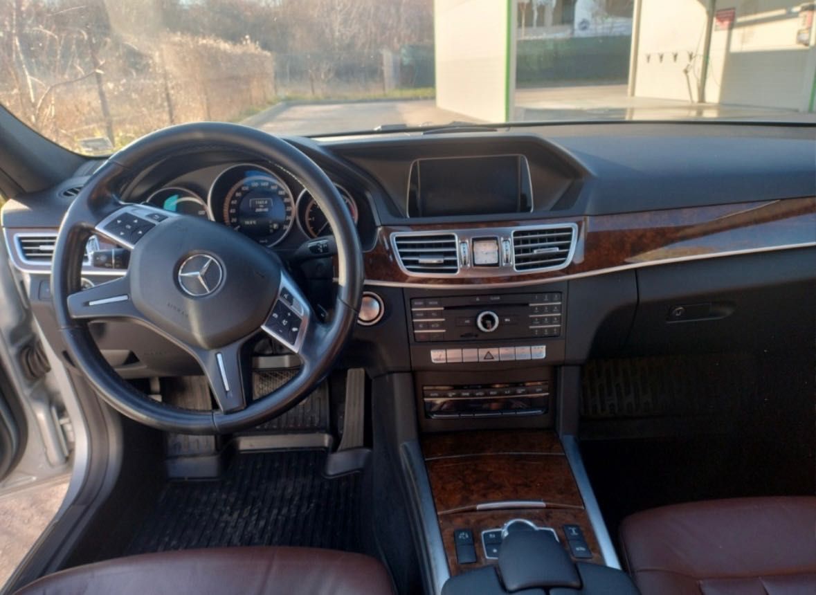 Mercedes Benz E350