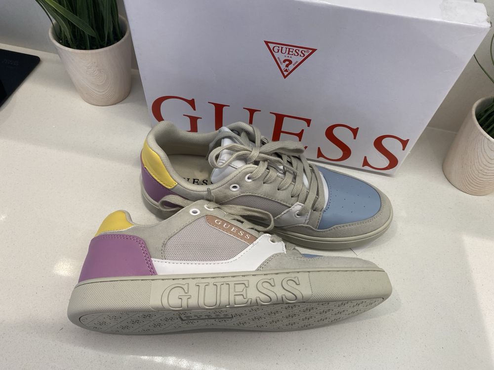 Guess кецове 39 номер