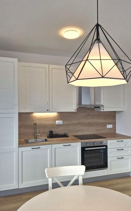 Дава се под наем Двустаен апартамент в София, Полигона - 67 кв.м за 670 € - Снимка #2