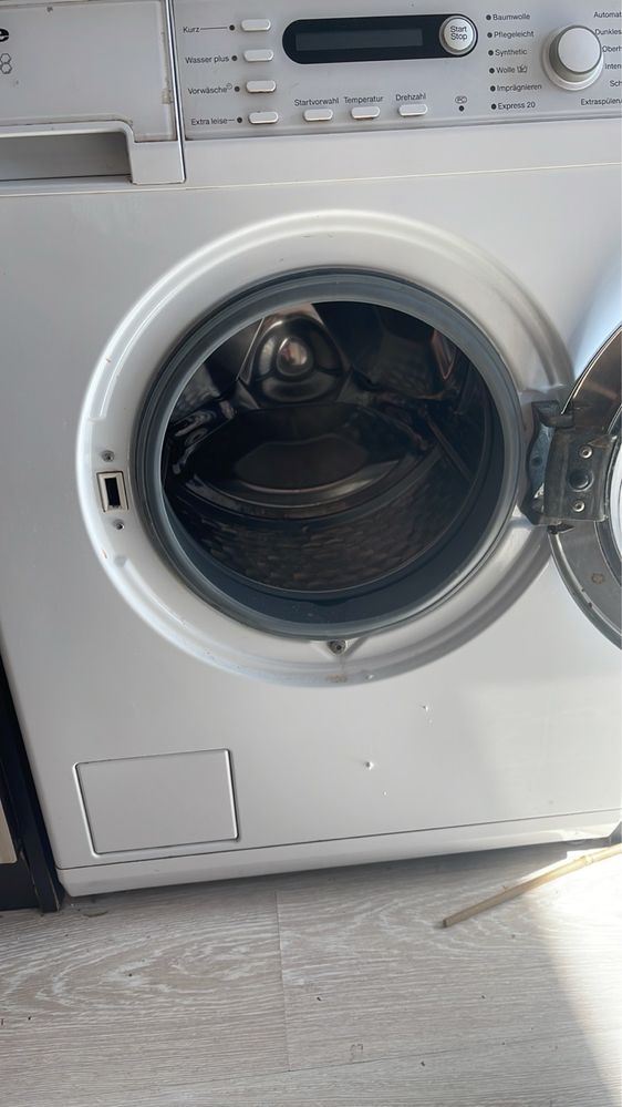 miele w 5825 eco w 5000 wps 1600 оборота / пчелна пита - обслужена