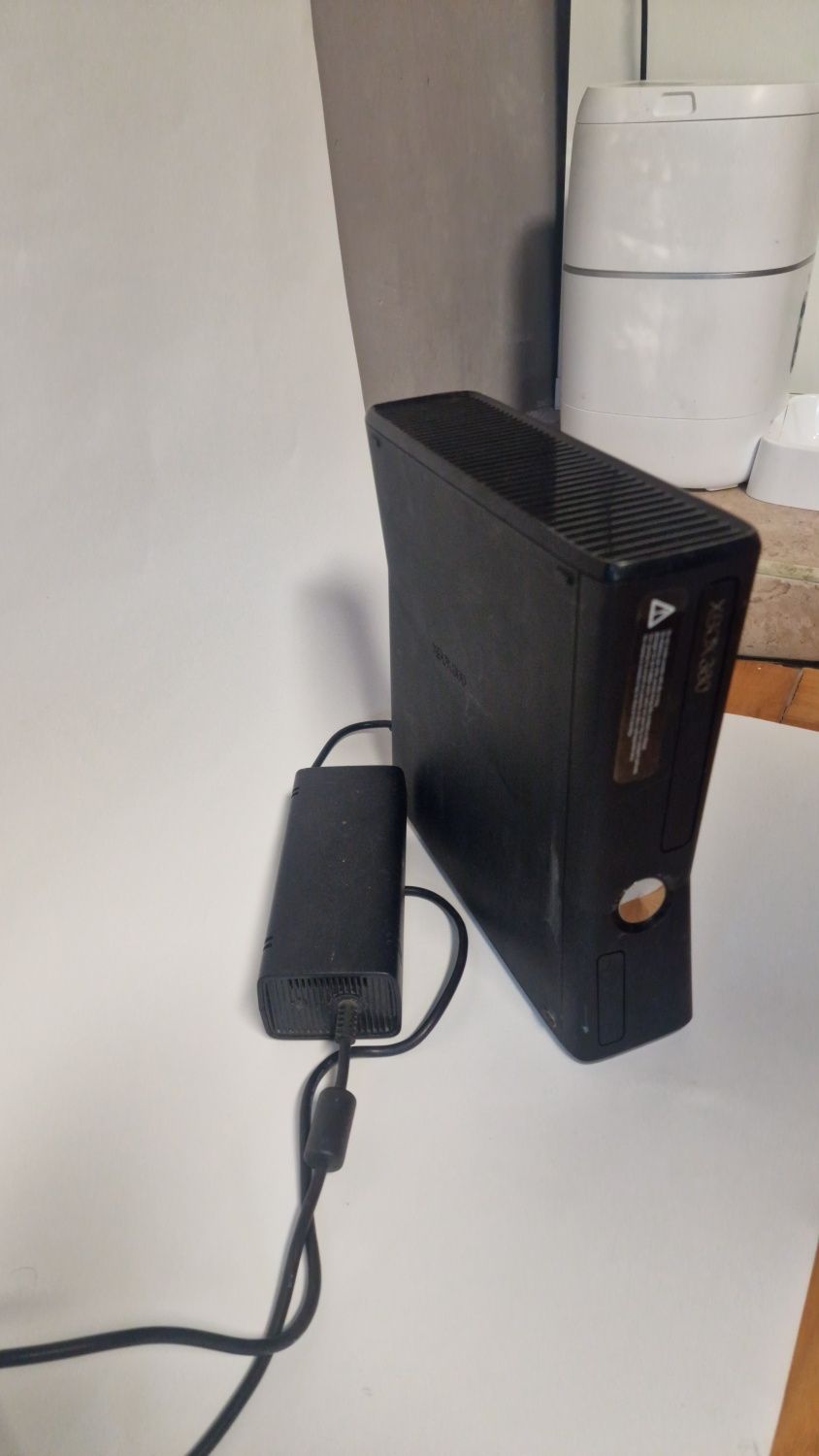 Xbox 360 S 320gb