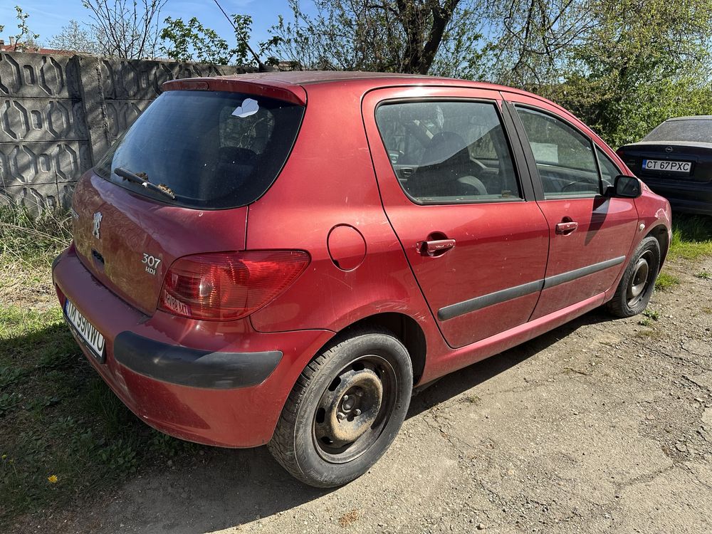 Peugeot 307 / Opel vectra B