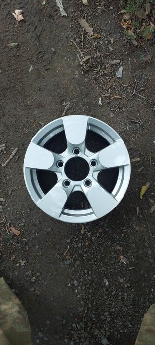 Диск на шеви нива