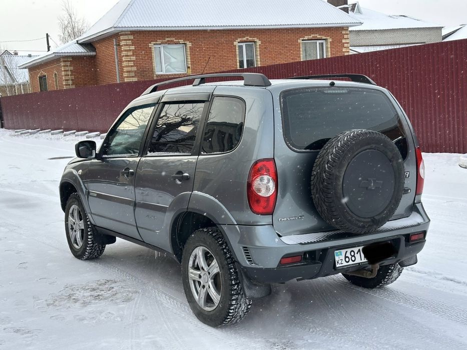 НИВА 2015 года идеальная